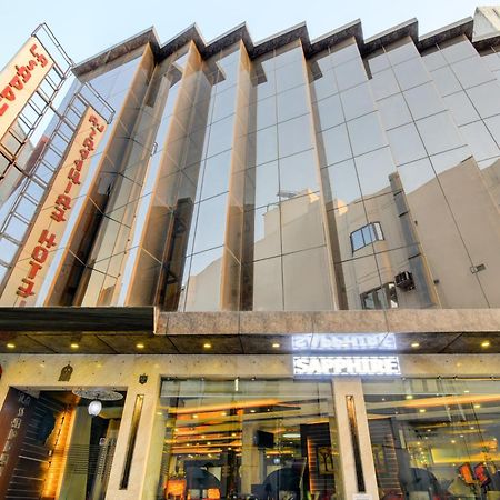 Airport La Sapphire Hotel & Restaurant New Delhi Extérieur photo