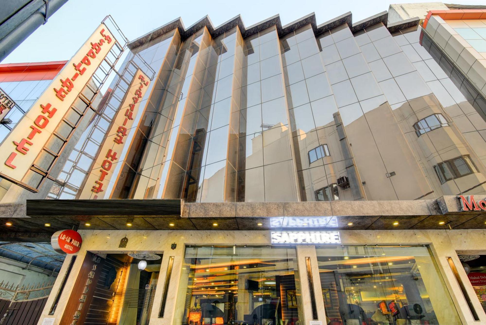 Airport La Sapphire Hotel & Restaurant New Delhi Extérieur photo