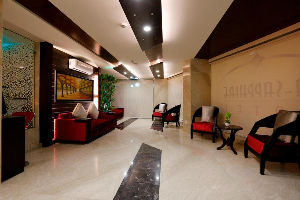 Airport La Sapphire Hotel & Restaurant New Delhi Extérieur photo