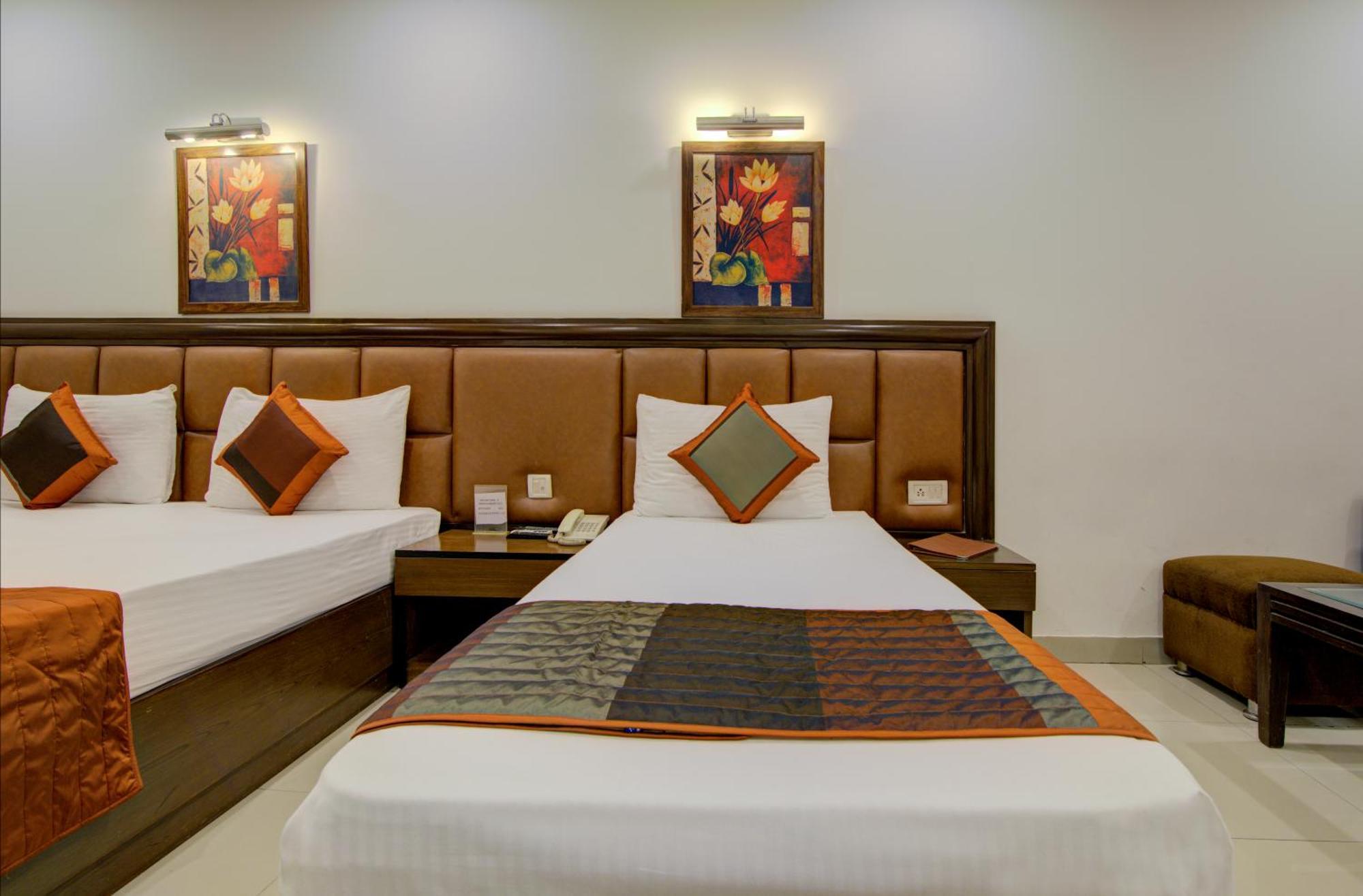 Airport La Sapphire Hotel & Restaurant New Delhi Extérieur photo