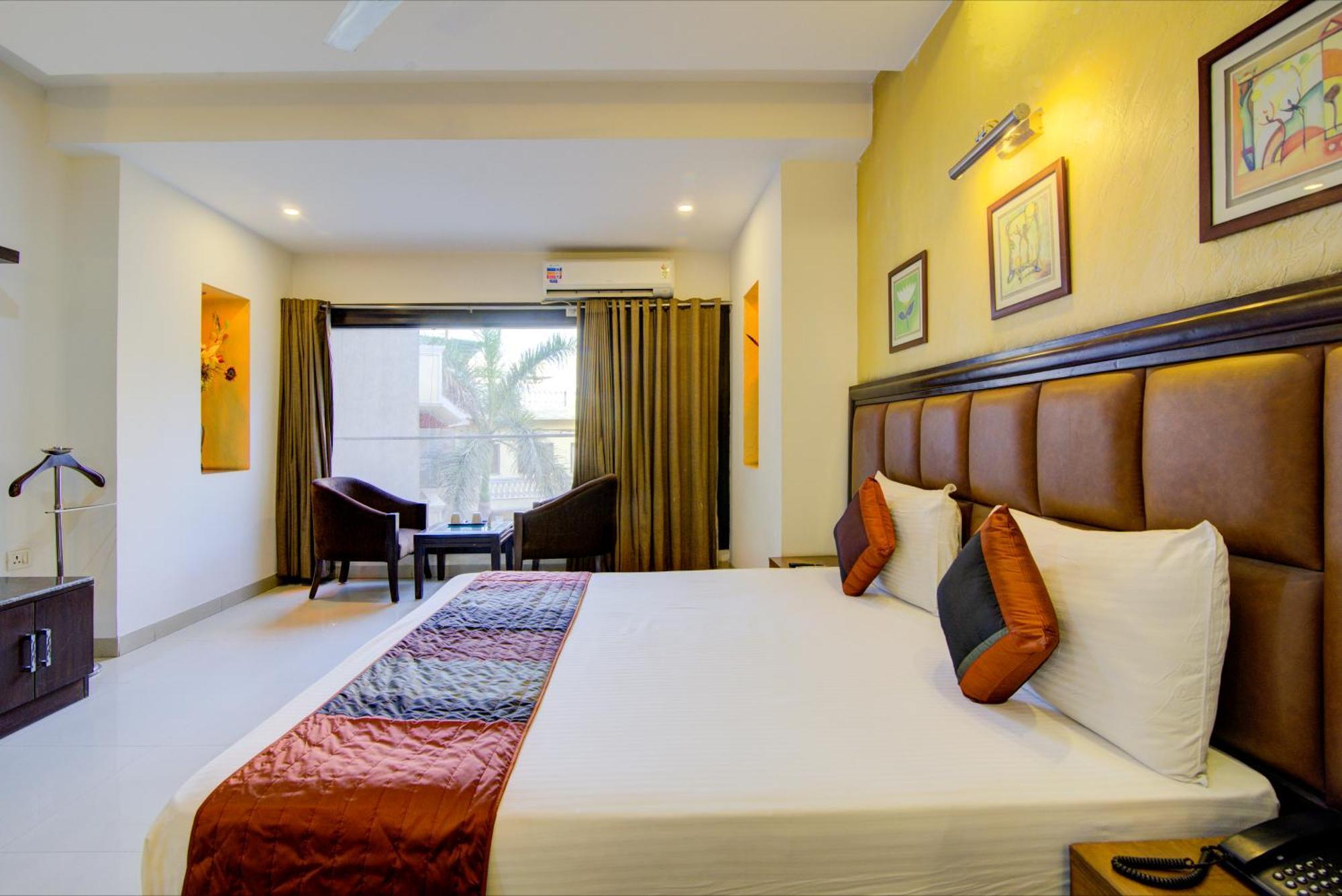 Airport La Sapphire Hotel & Restaurant New Delhi Extérieur photo