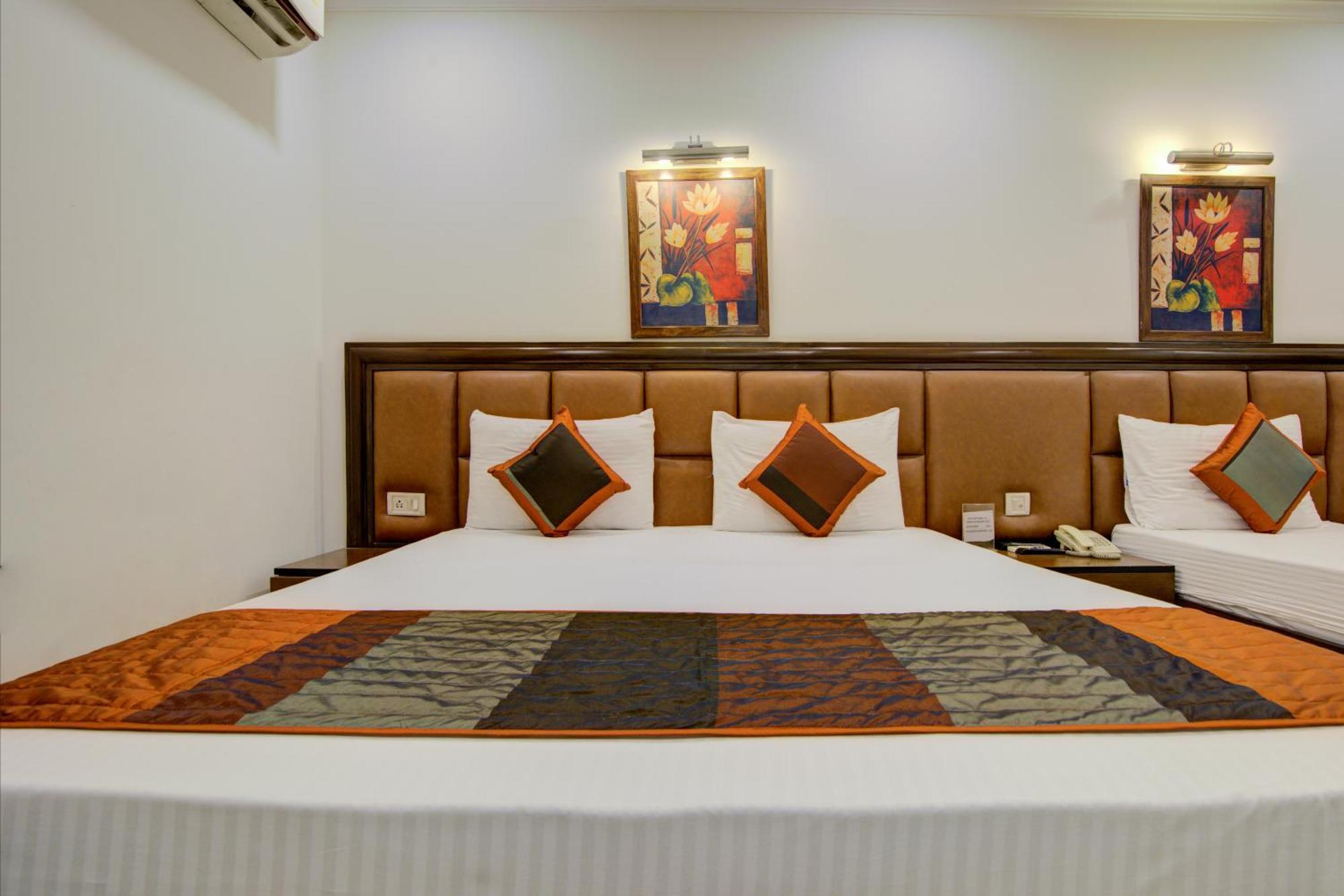 Airport La Sapphire Hotel & Restaurant New Delhi Extérieur photo